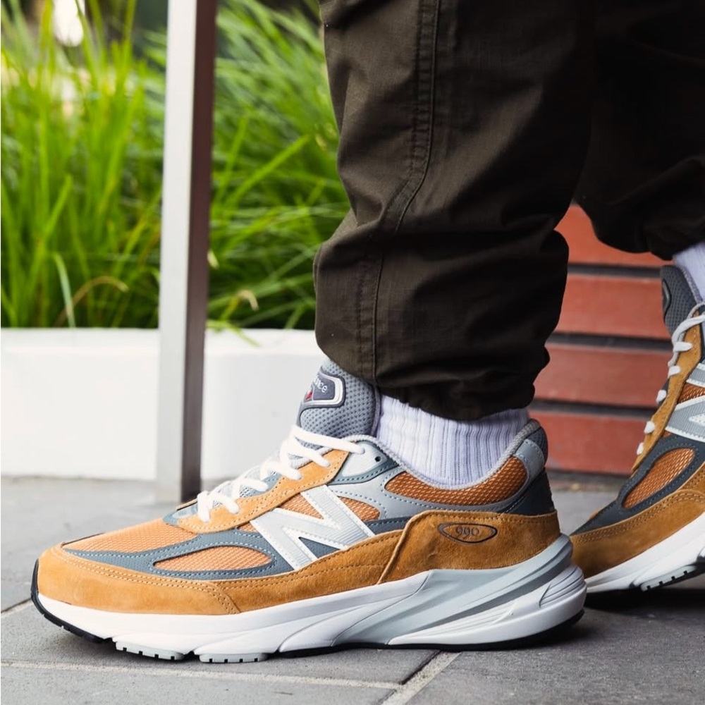 New Balance 990 V6
Men's  U990TN6